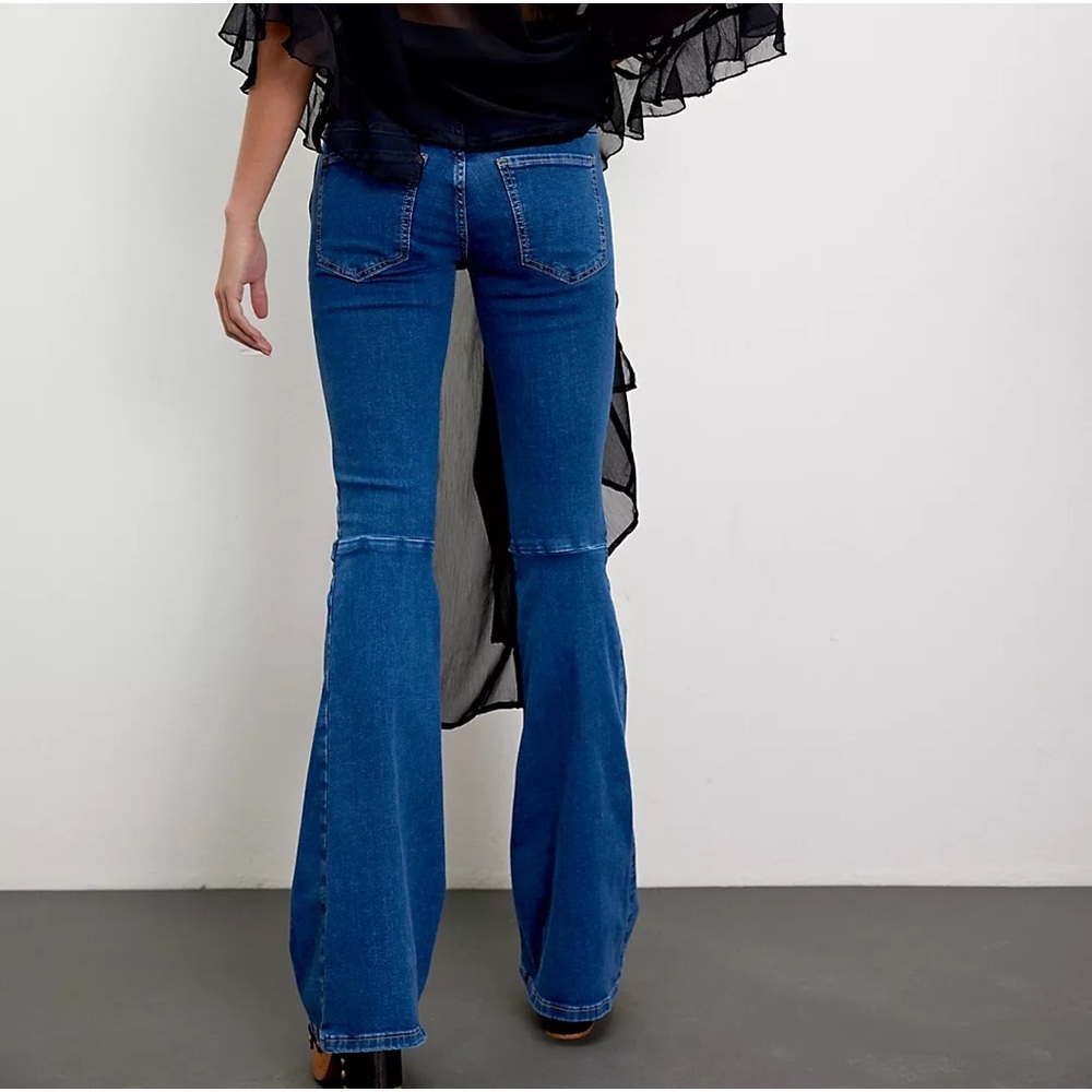 We the free Free People  PENNY PULL-ON FLARE JEANS blue motif size 29 new - Picture 8 of 8
